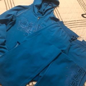 Set pants and sweater